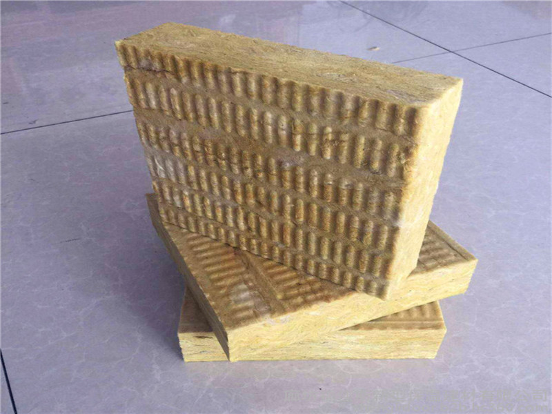保溫巖棉板廠家報(bào)價(jià)